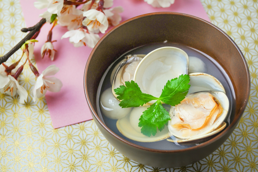 Clam soup to celebrate Girls' Festival in Japan