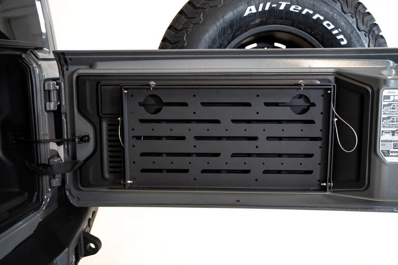 DV8 Jeep JL Tailgate Mounted Table (Trail Table) - Black – ESP Truck  Accessories