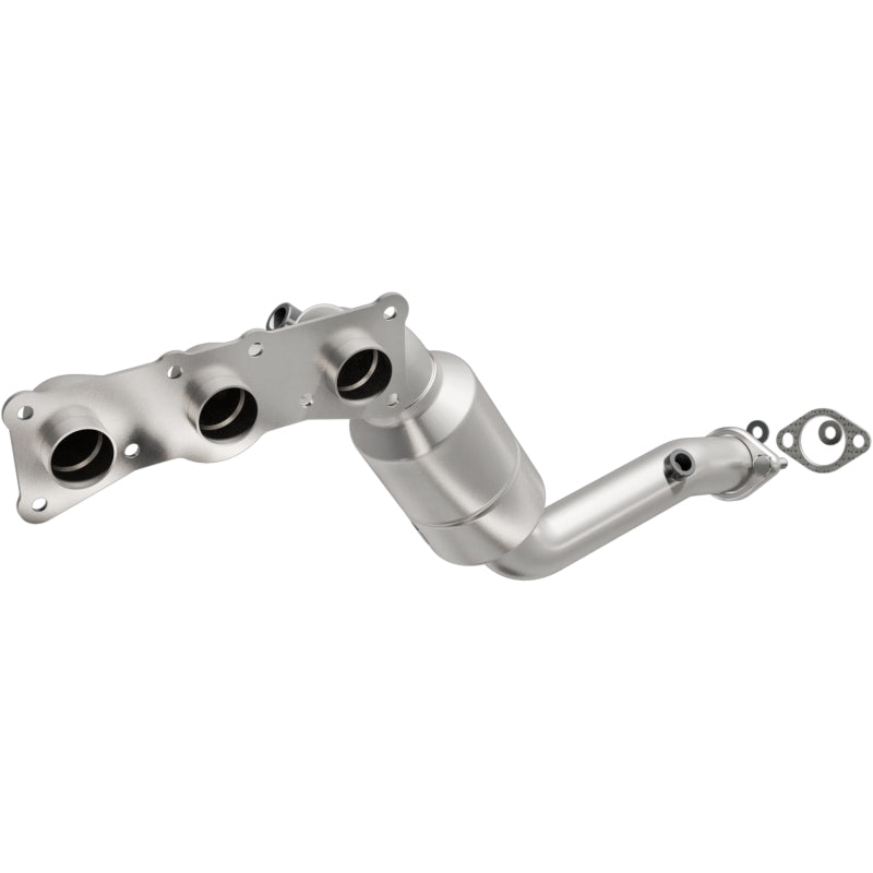 MagnaFlow Conv DF 2008 2010 BMW 528i/528i xDrive 3.0L Underbody