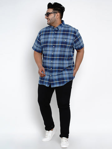 Plus Size Checkered Shirt