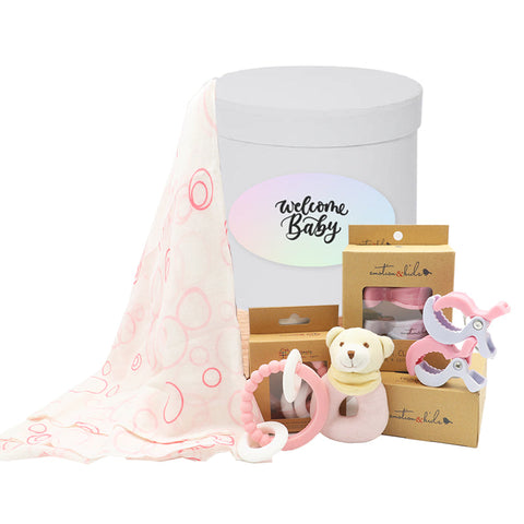 Tastebuds Love Baby Girl Pink Hamper