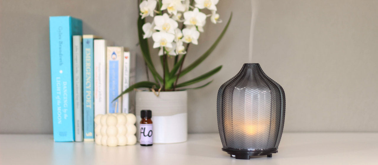 essential oil diffuser - aromatherapy diffuser - fern aroma diffuser - made by zen - glass aroma diffuser - bubble candle