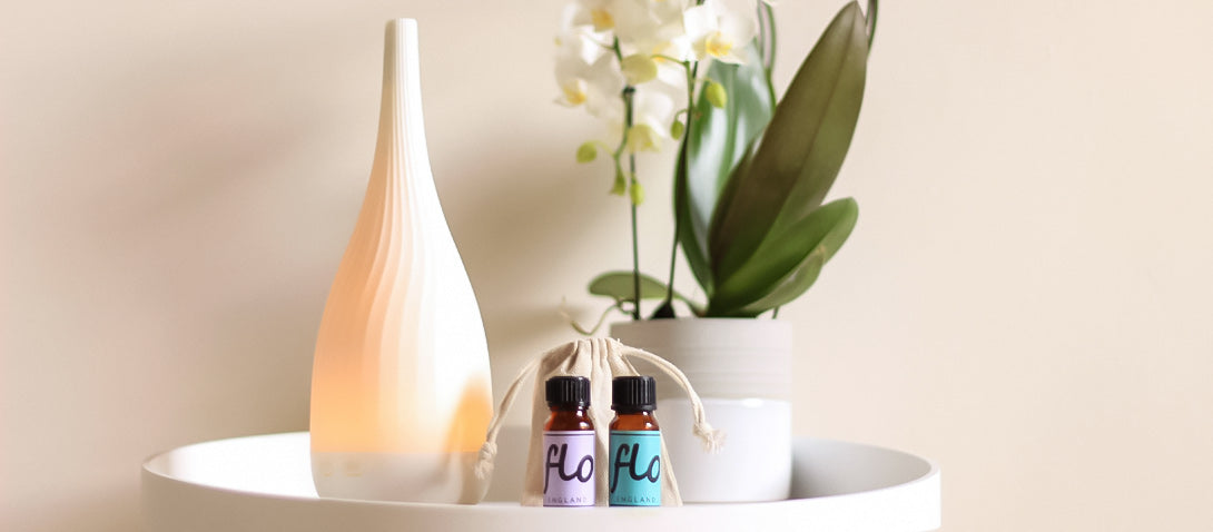 Day and night essential oil blends for aroma diffusers