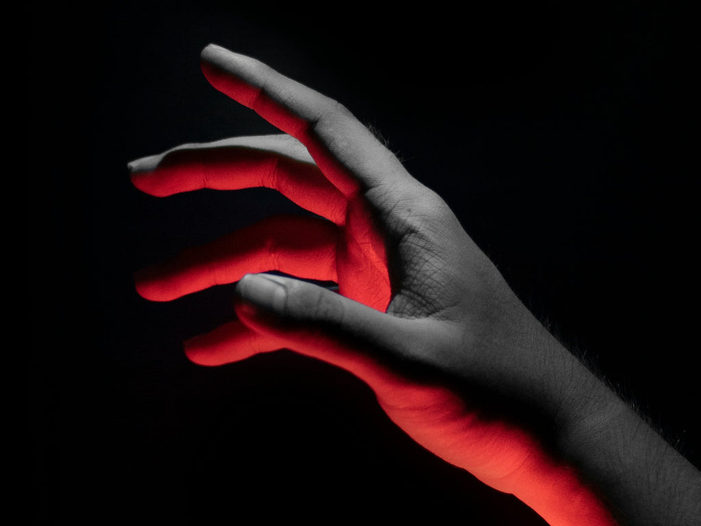 Finger vein es una tecnología de identificación biométrica vascular que usa luz infraroja para leer los patrones de nuestras venas