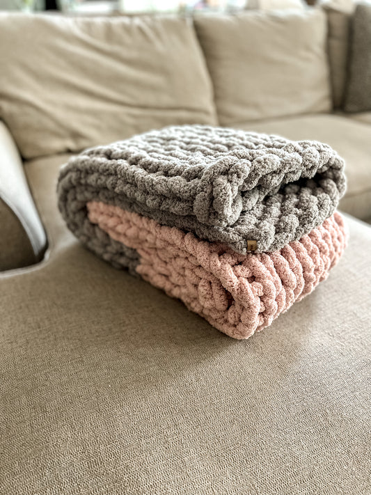 Medium Taupe Chunky Hand-Knit Blanket – Shop Morgan Made