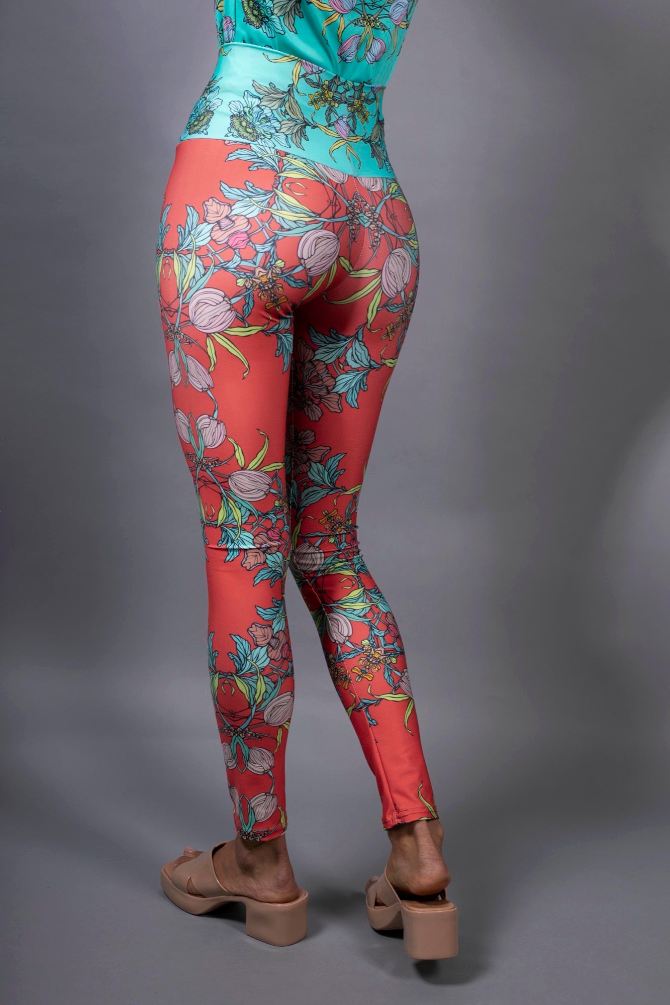 Cute Booty Lounge - Aqua Floral Extra Small - Women's Leggings Sport Booty  - Signature Scrunch Pockets: Buy Online at Best Price in UAE - Amazon.ae