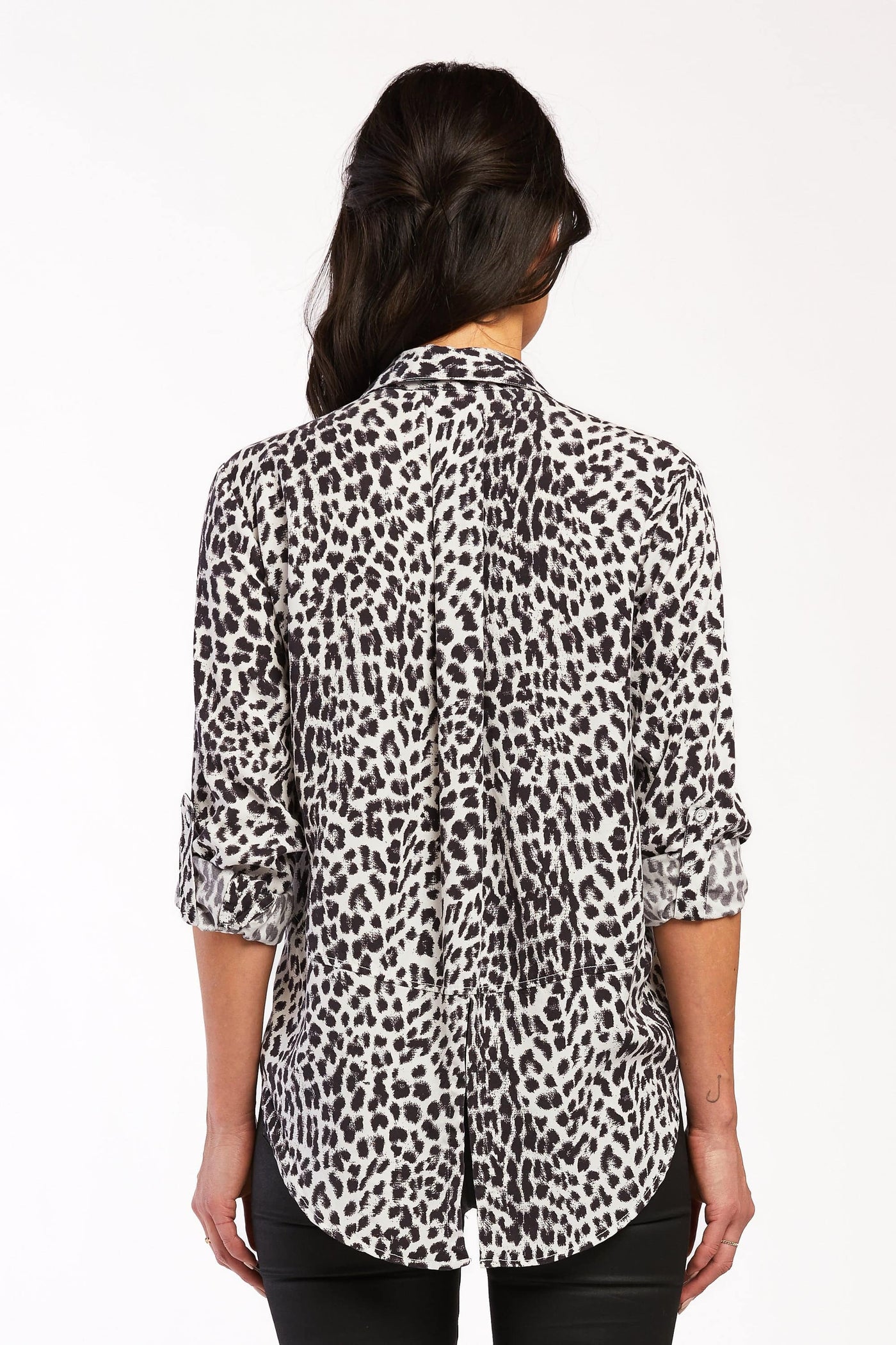 Riley White Black Animal Button-Up Shirt - Tops - Velvet Heart Clothing