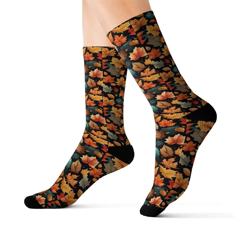 Cozy Fall Leaves Pattern Socks
