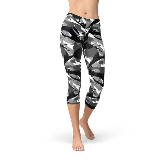 Maori Tattoo Capri Leggings White Capris With Tribal Polynesian Tattoo  Print Perfect for Running Tights, Capri Yoga Pants or Gym Leggings -   Canada