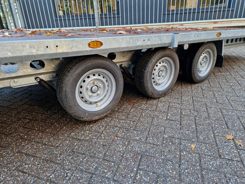 Henra plateauwagen geschikt voor 100km/h