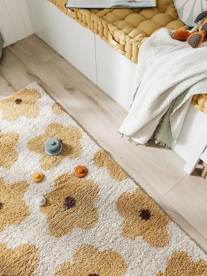 GOBI KIDS RUG WITH FLORAL PATTERN