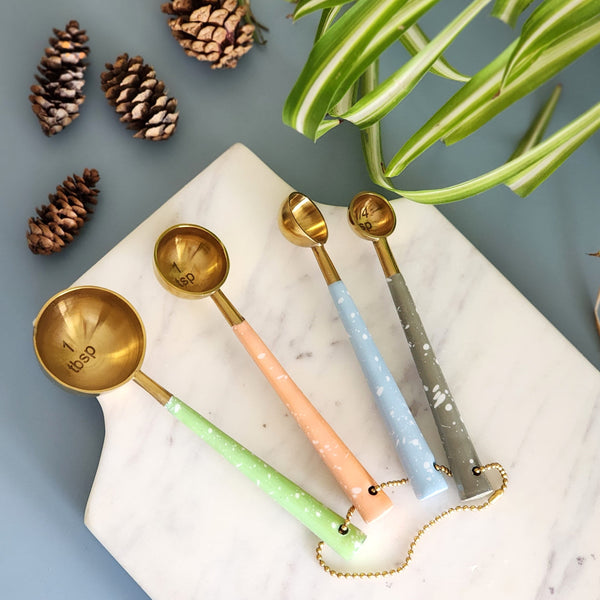 KITCHEN BASICS Measuring Spoons 4/ST Gold – Hunt and Gather gifts