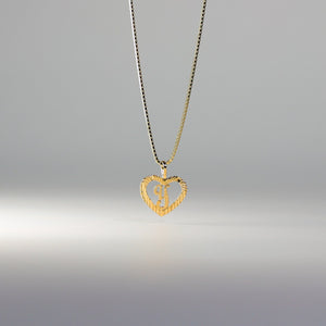 Charlie and Co Jewelry | Gold Heart Clover Pendant Three-Tones | 14K Classic Gold Heart Shaped Pendant Pendant + 16 Rope Chain