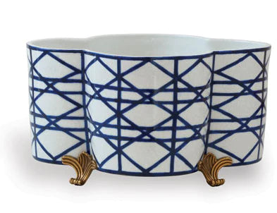 Gazebo Quatrefoil Planter