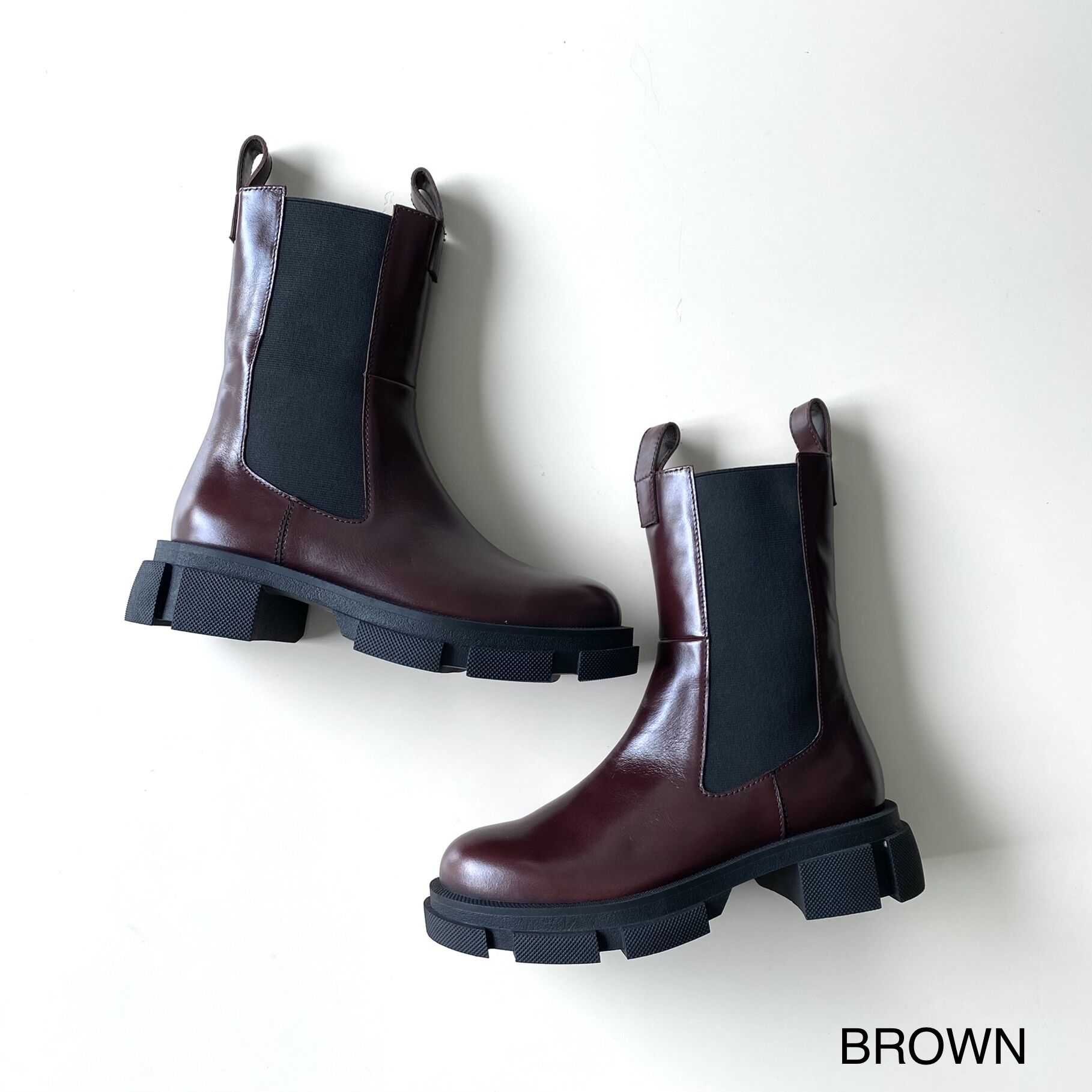 BROWN / 35 (22.5cm)