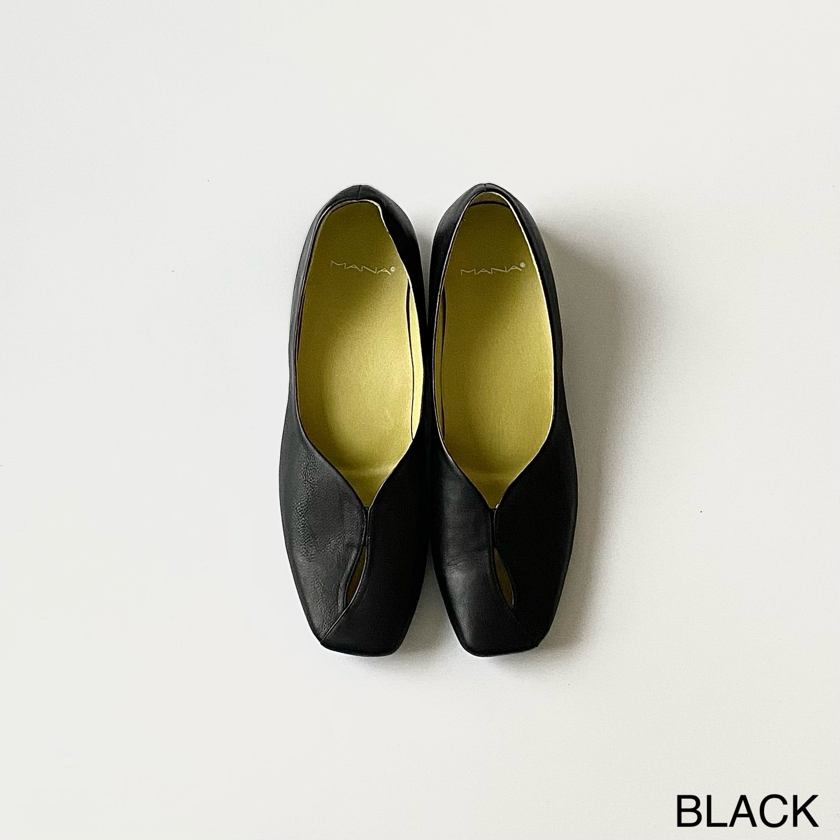 BLACK (LWG) / 35 (22.5cm)