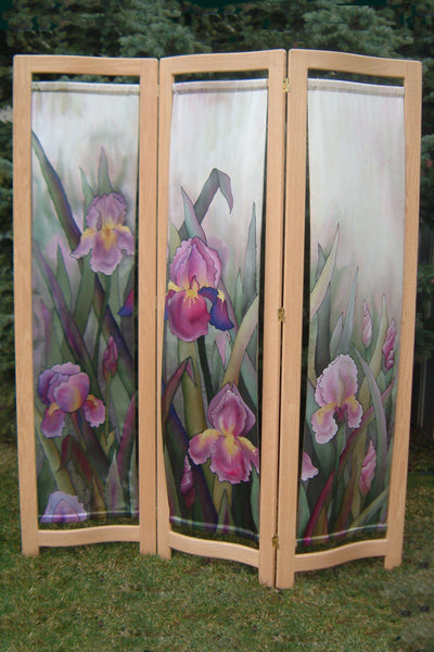 Iris room divider