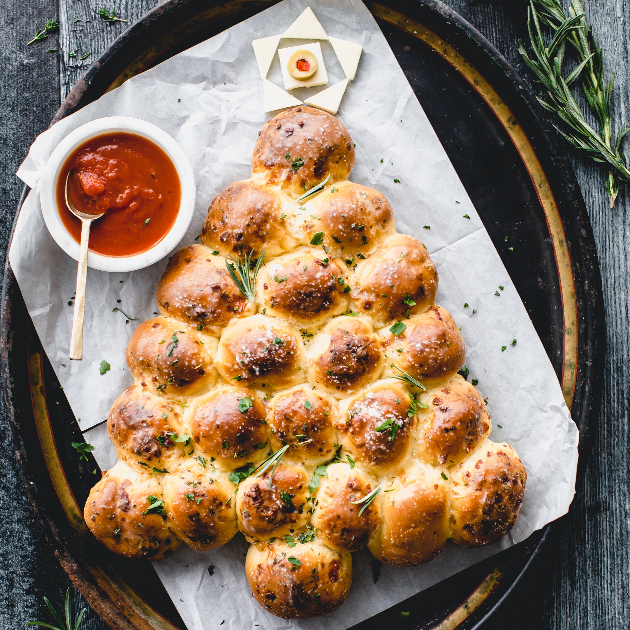 Holiday Pull Apart Rolls