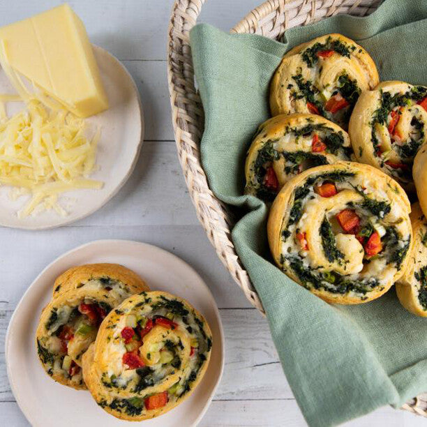 Spinach Cheddar Holiday Rolls