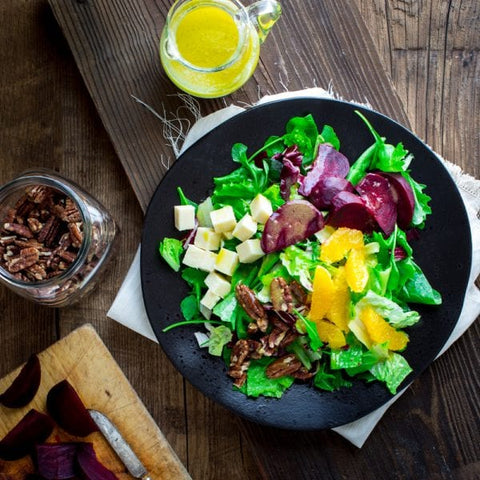 Salad with Oranges, Beets and Cheddar