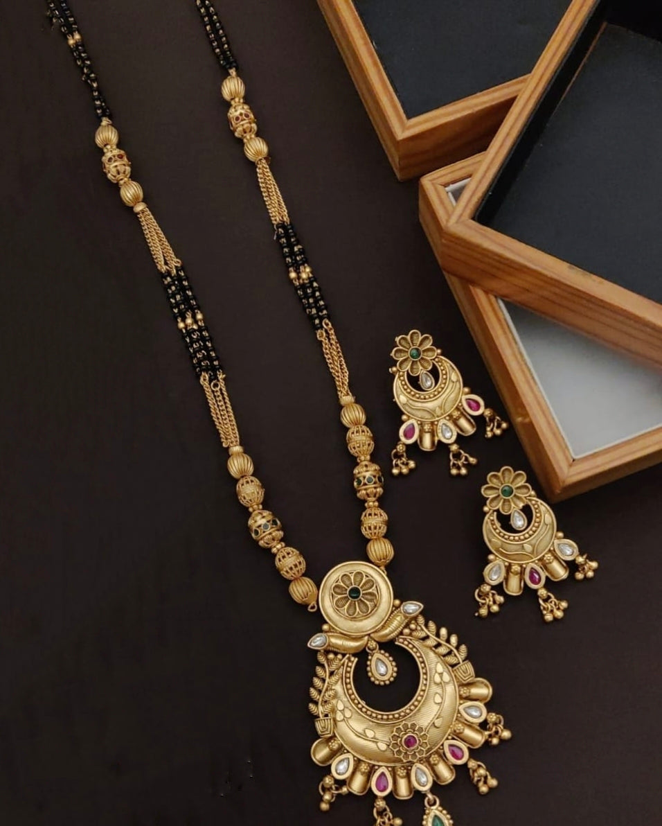 antique mangalsutra