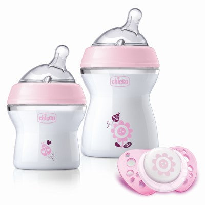 Chicco Hug 4 in 1 Meal Time kit available online and instore at All4Baby.