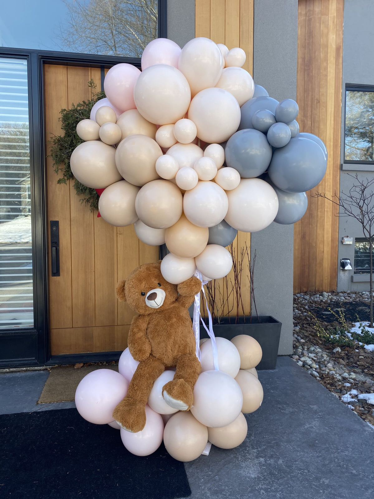 Balloon with teddy bear