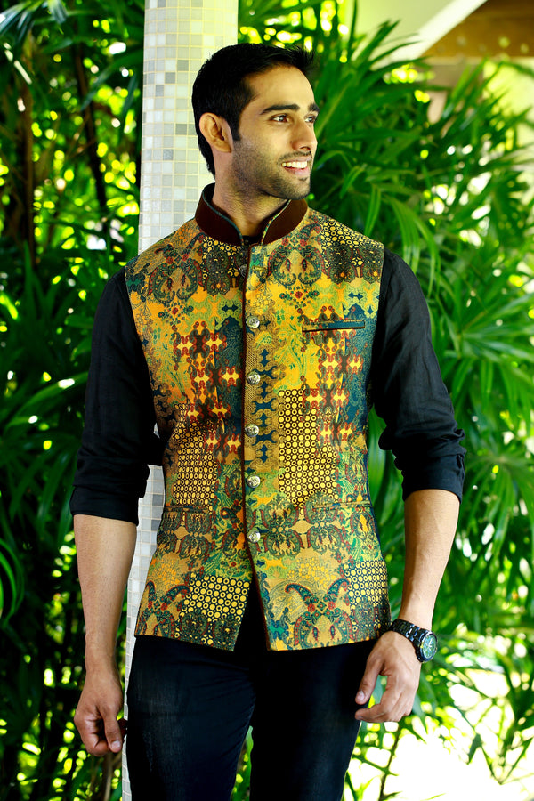 Buy online Black Solid Nehru Jacket from Jackets for Men by Showoff for  ₹2089 at 65% off | 2024 Limeroad.com