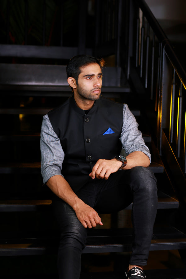 Buy Black Suiting fabric Solid stitched Nehru jacket Online at Best Price |  Cbazaar