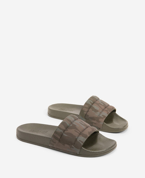 Screen Quilted Slide Sandal | Kenneth Cole