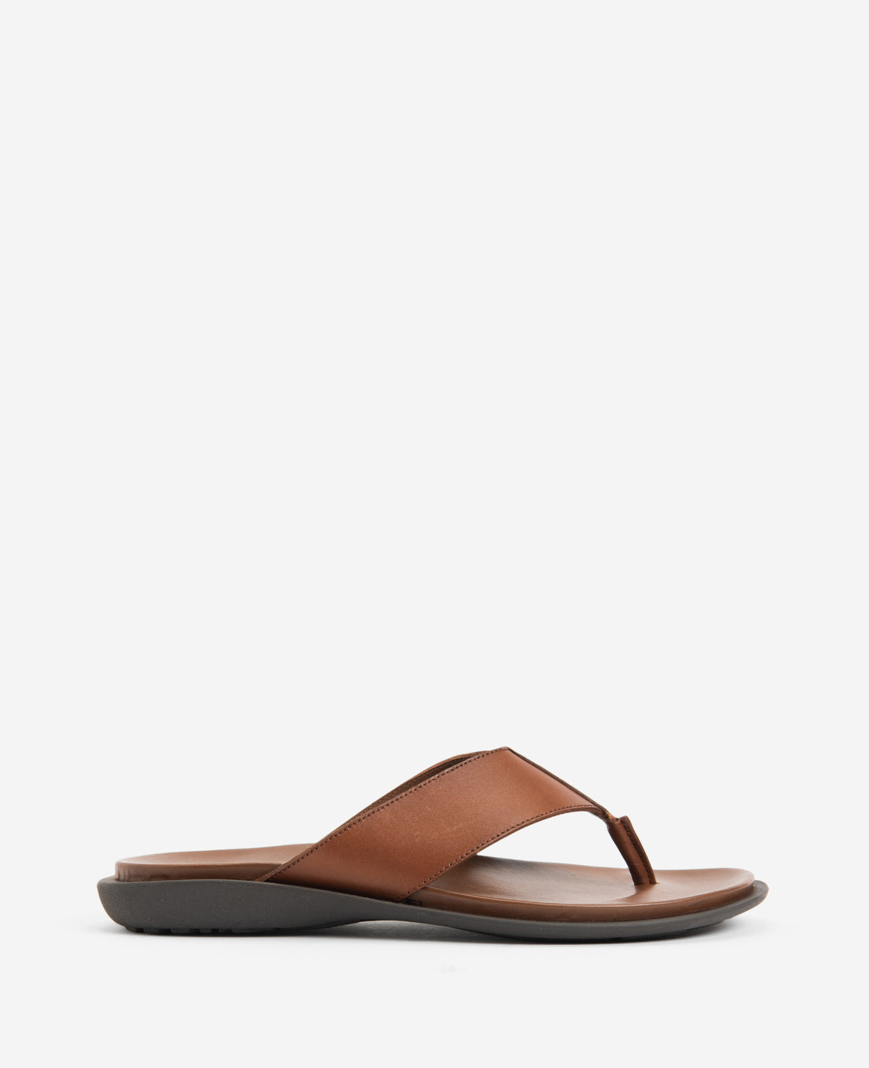 Kenneth Cole Sand Leather Thong Sandal In Cognac