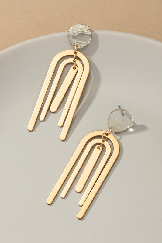 Double metal arch and a stick drop earrings