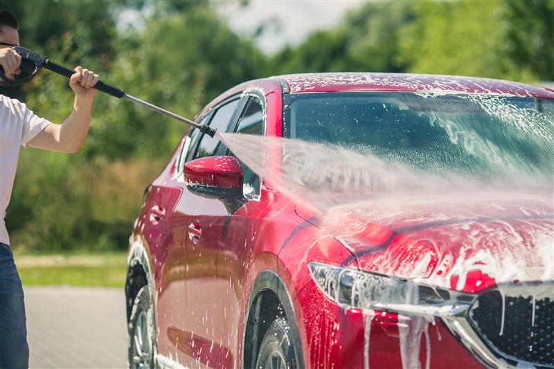 The Importance of pH-Neutral Car Shampoos