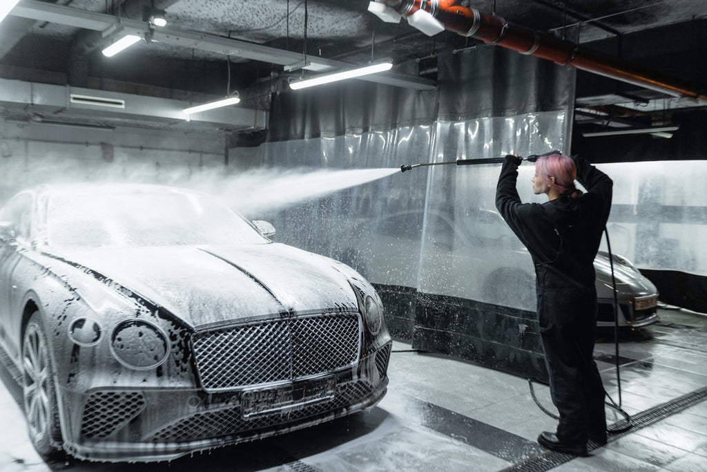 5 Things You Need To Know About Using Snow Foam - Body