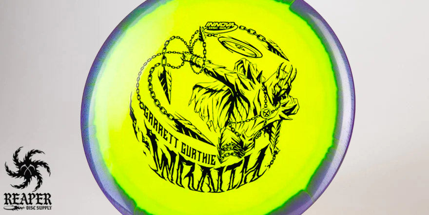 An Innova Halo Star Wraith disc with studio lighting