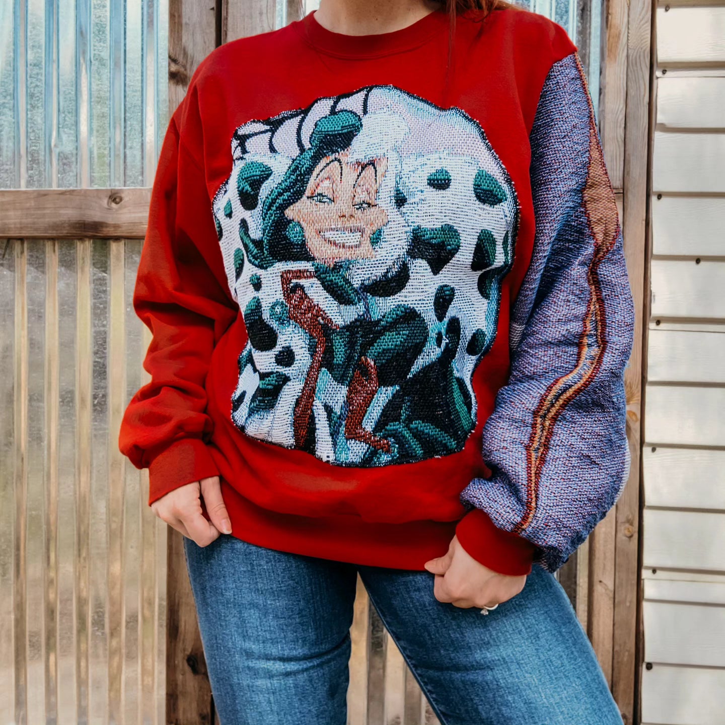 🖤 Cruella Tapestry Crewneck