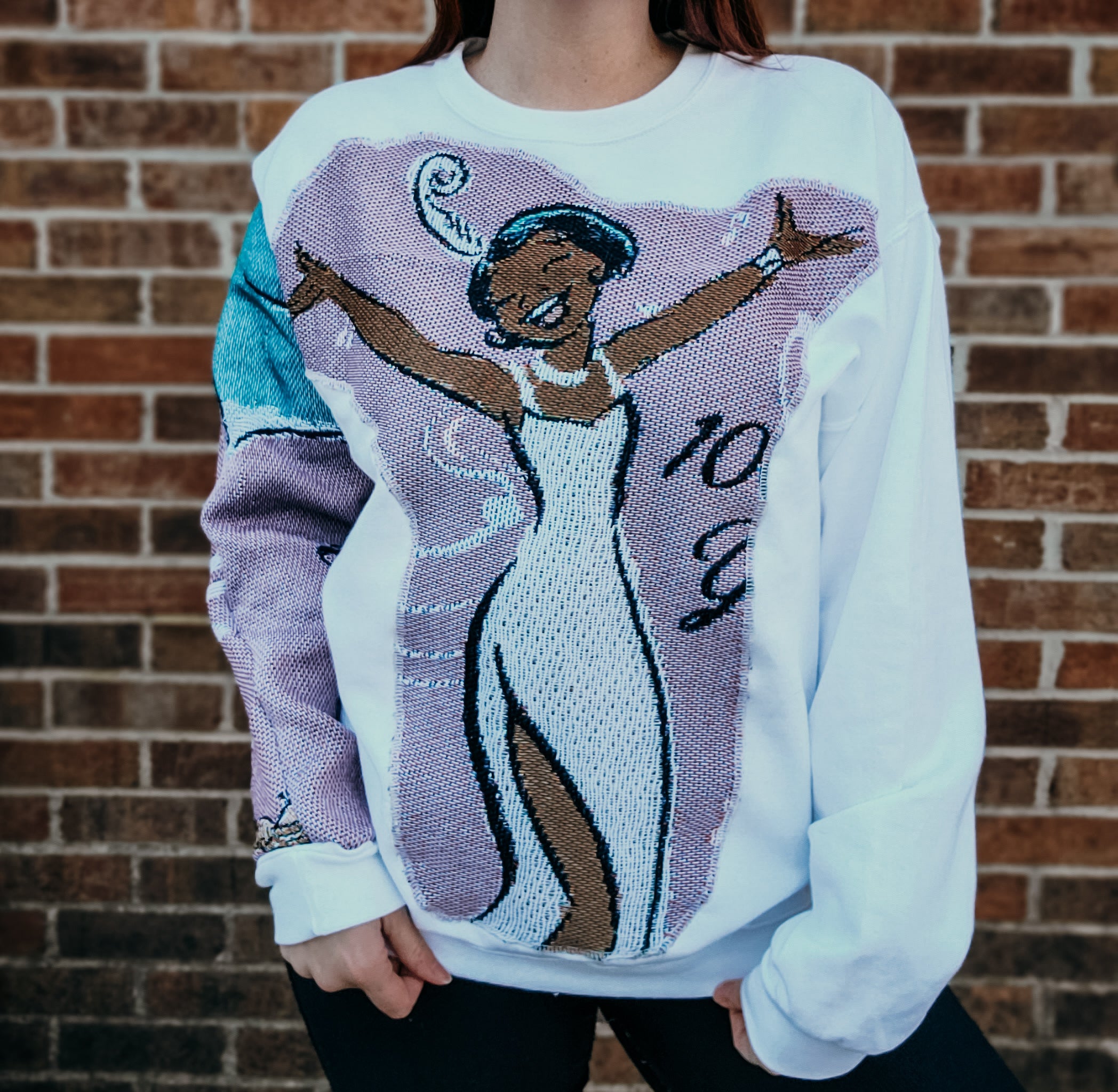💜 Tiana Tapestry Crewneck