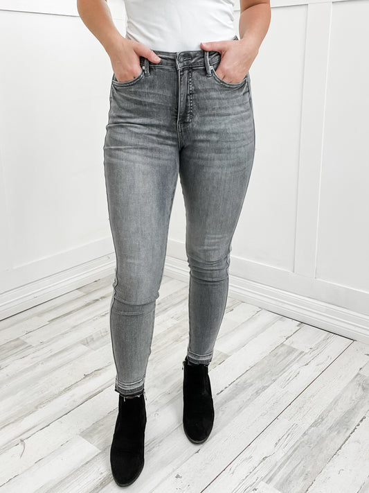 Judy Blue SPRING Hi-Rise Pull-On Denim Joggers with Drawstrings