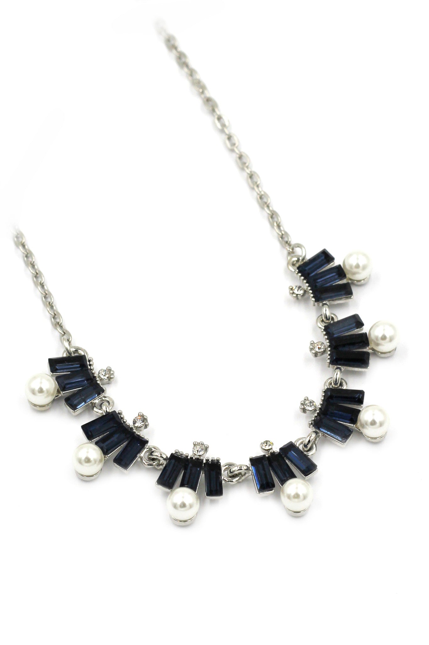 fashion crystal and pearl silver necklace