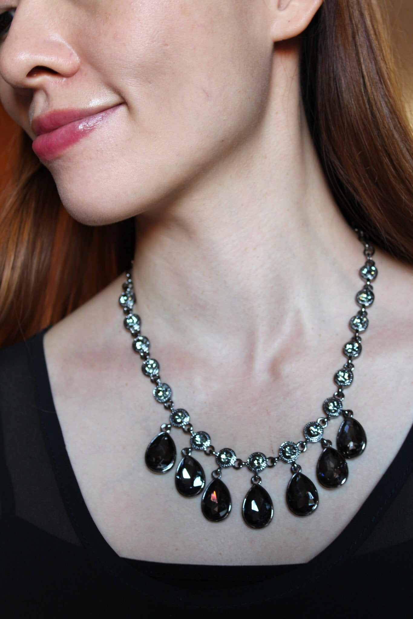 Black elegant crystal earrings necklace set