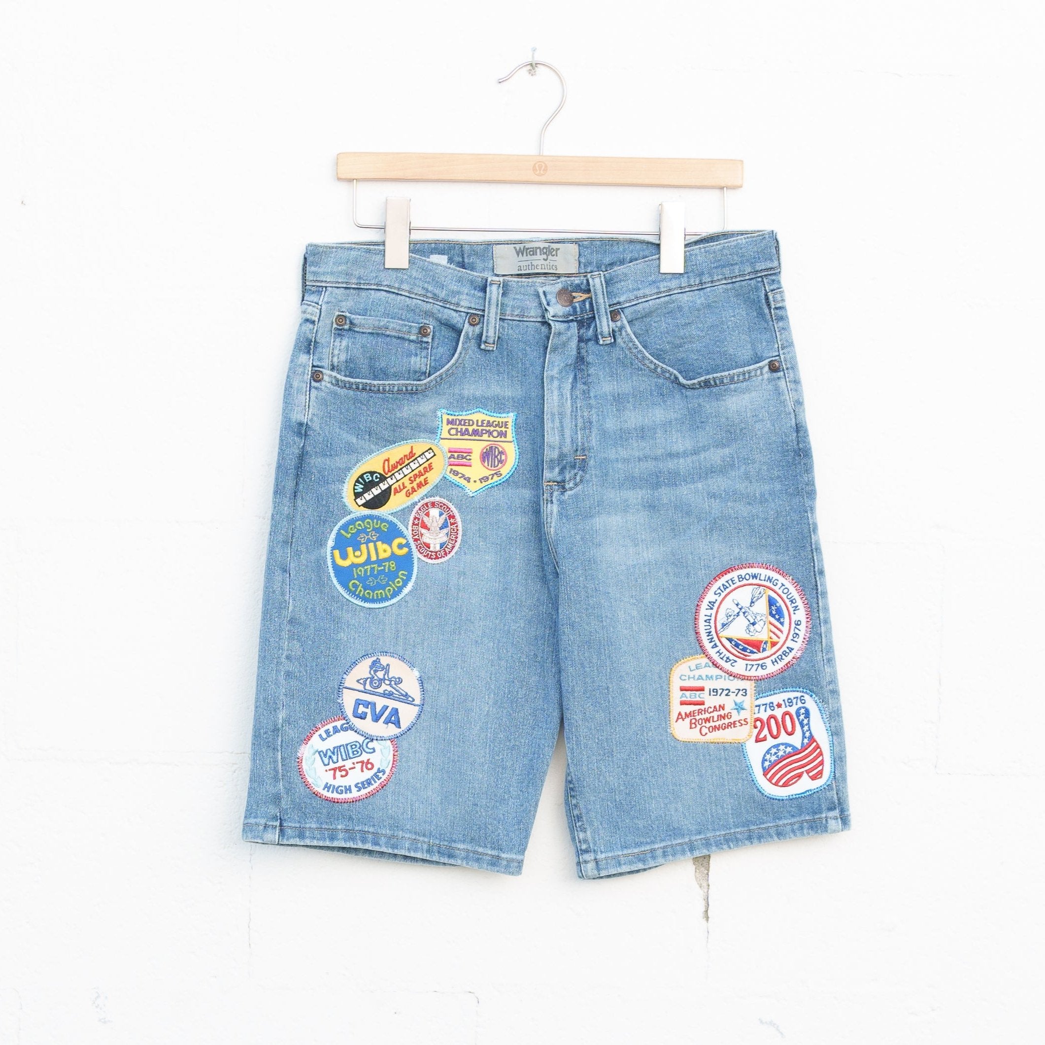 REWORKED DENIM SHORTS 004 - 30" X 10"