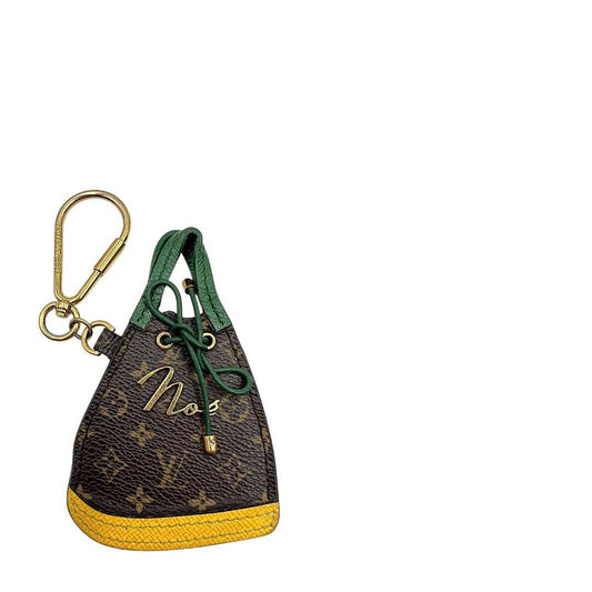 PORTACHIAVI E CHARM LOUIS VUITTON – Punto Chic