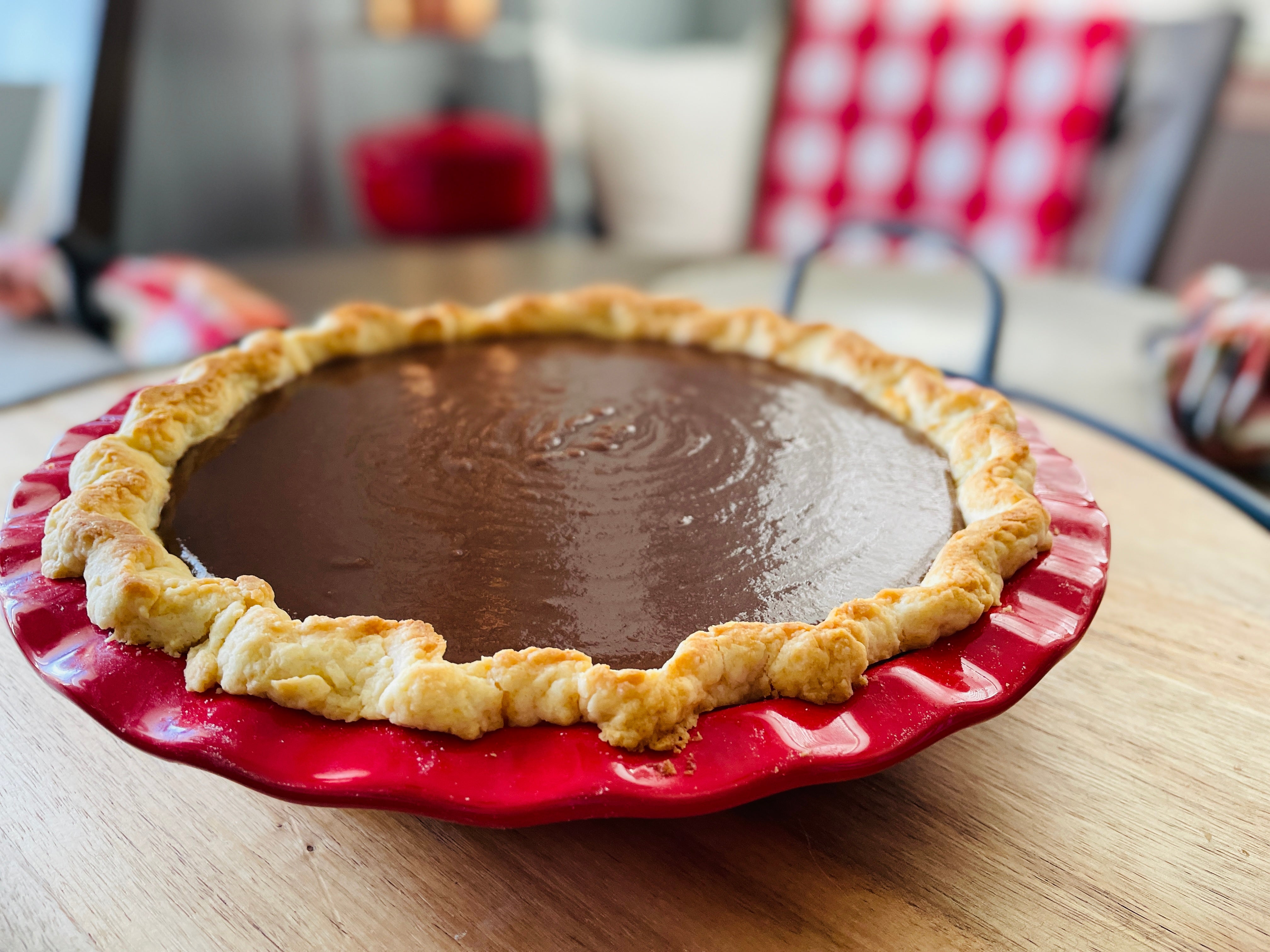 us vintage chocolate pie???? sweat.