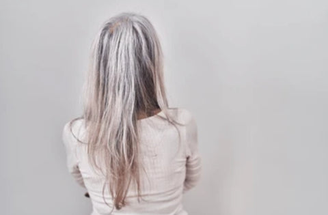 Introduction to the treatment of white hair