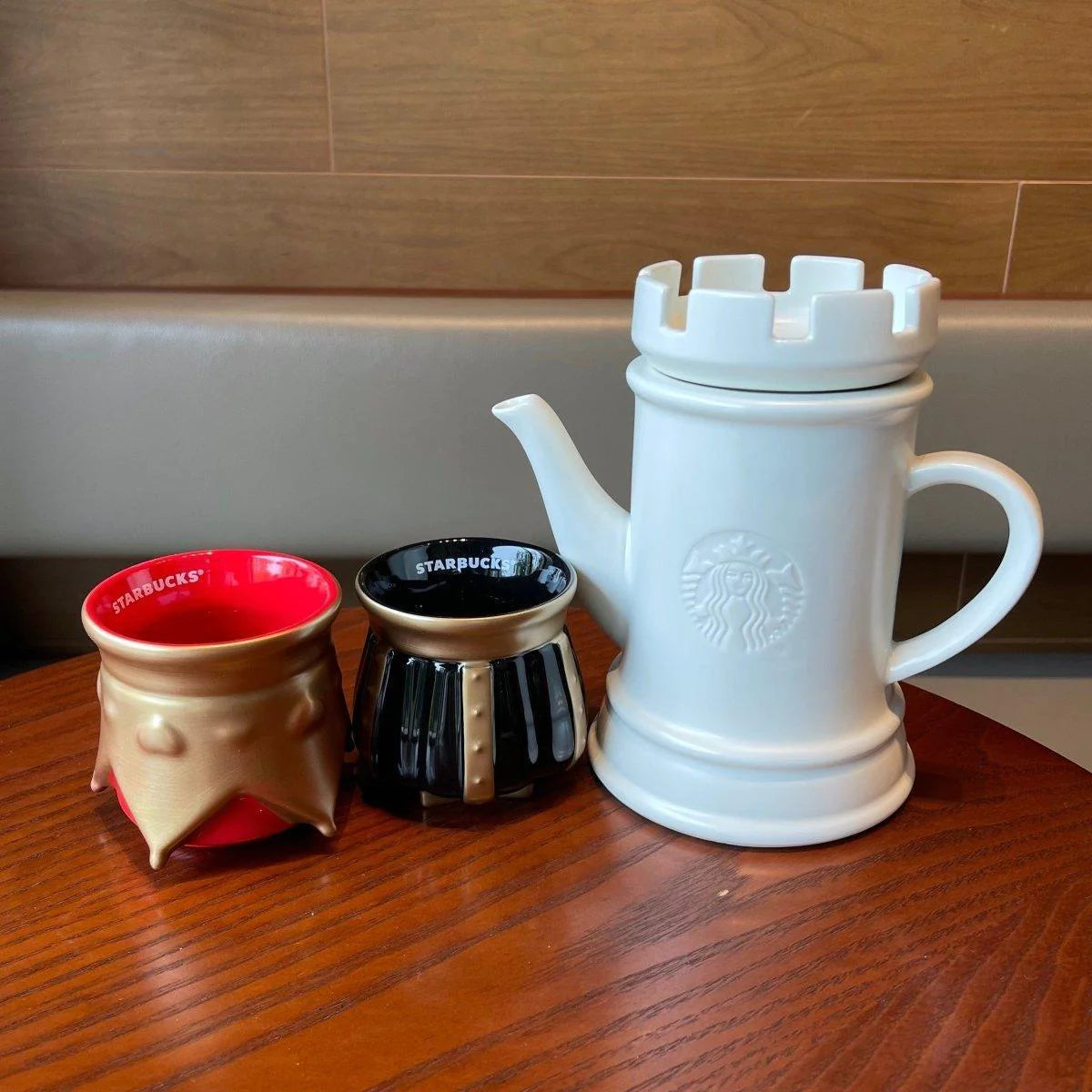 Starbucks Rook Kettle and King and Queen Crown Cups Set