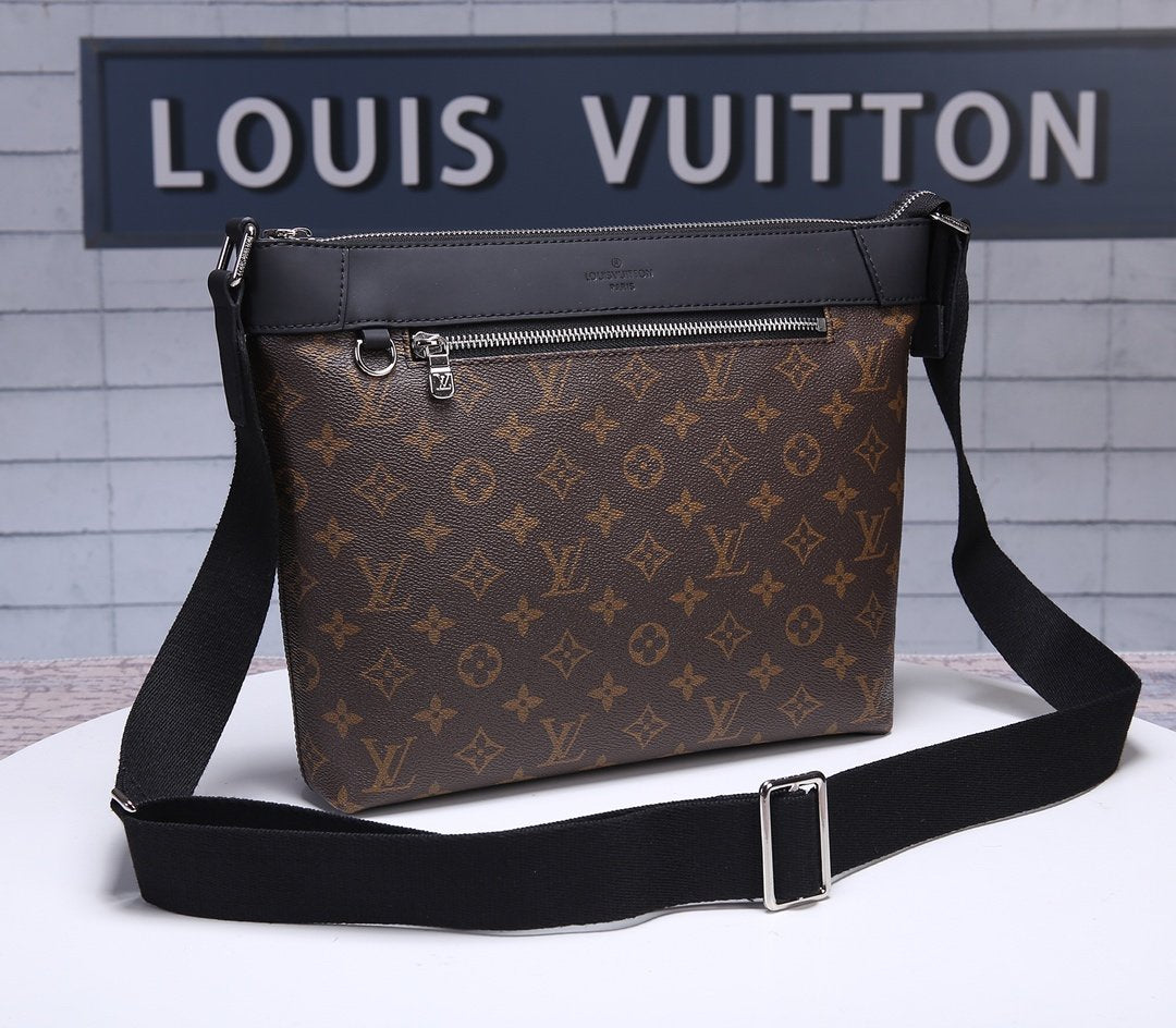 Louis Vuitton Lv Handbags Men Bags #41694