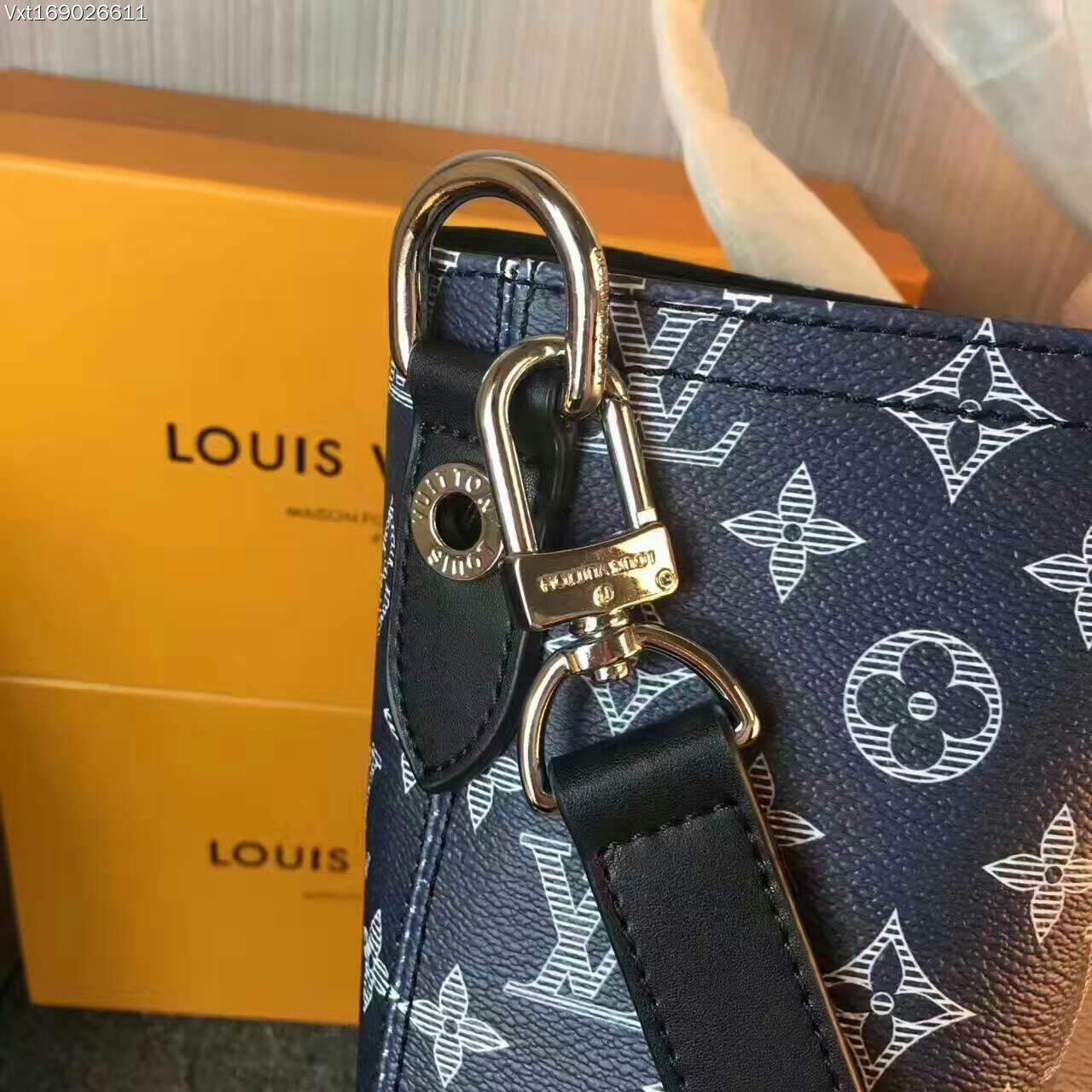 Louis Vuitton Lv Handbags Men Bags #41808