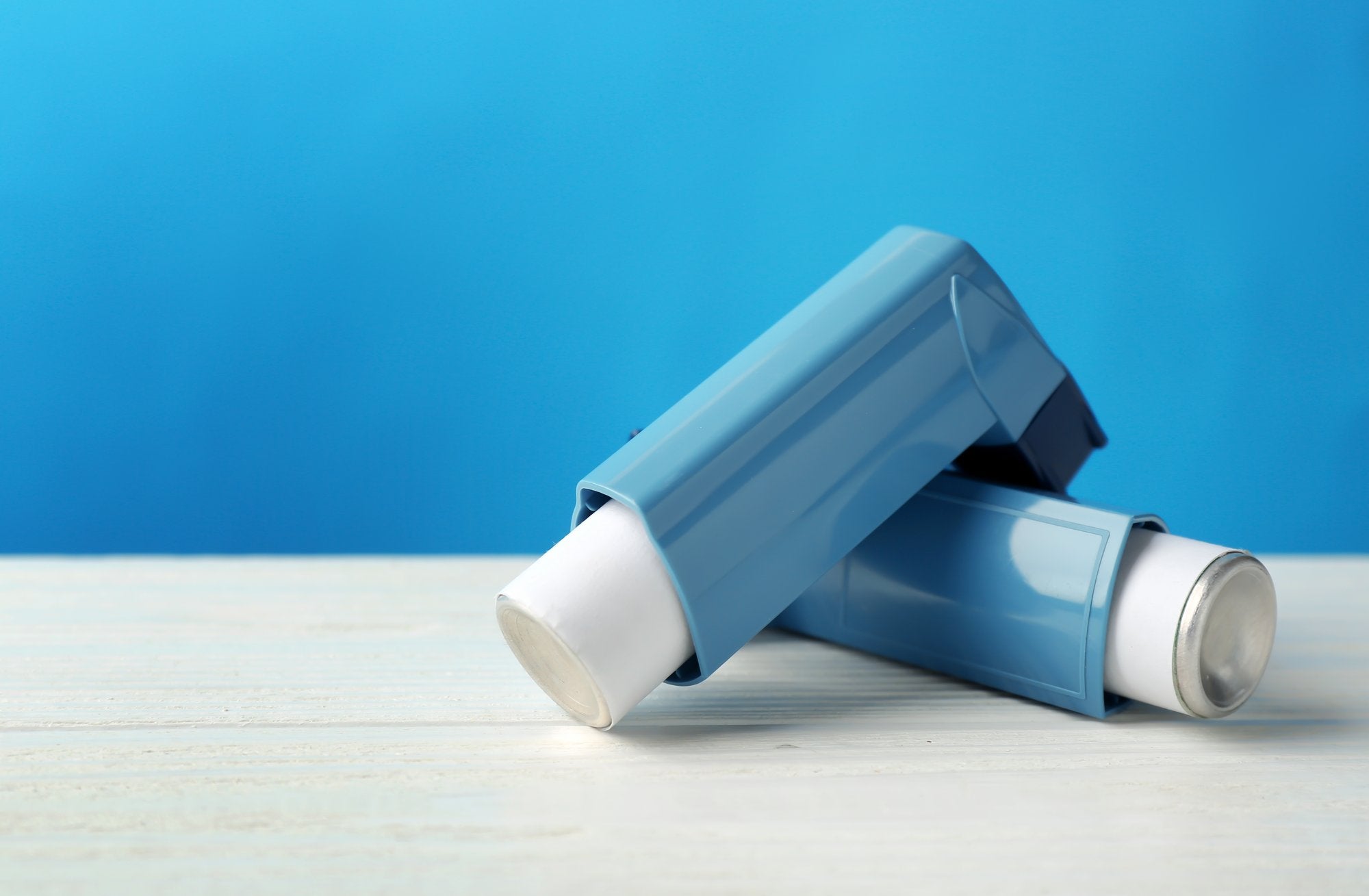 What does an inhaler do for someone without asthma?