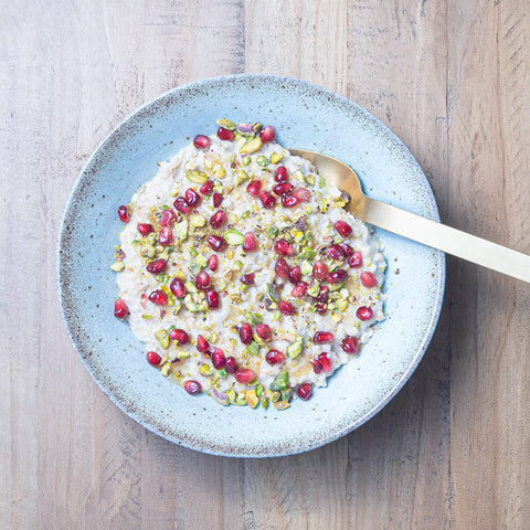 Pistachio and passion fruit porridge