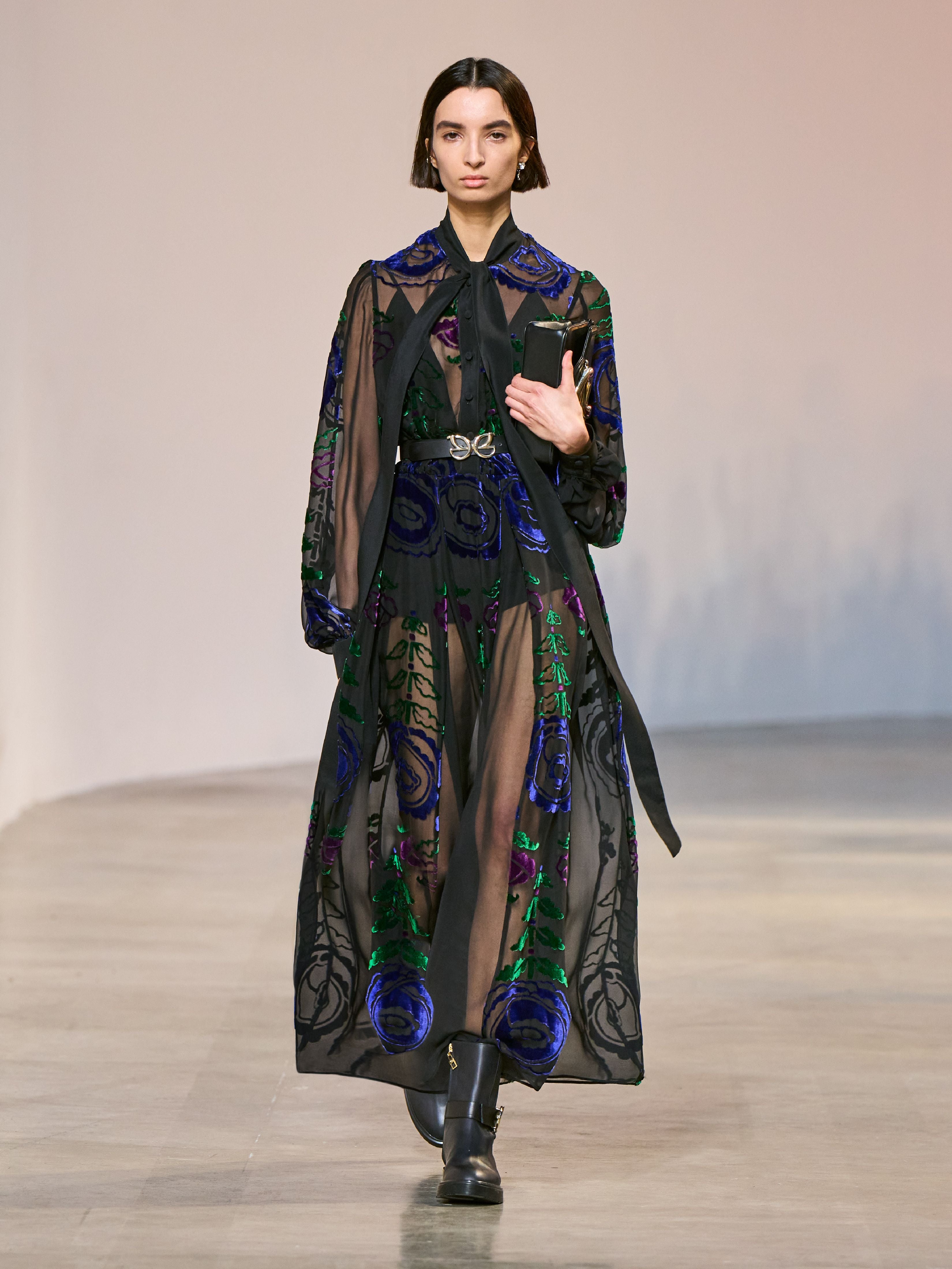 Look 28 – ELIE SAAB